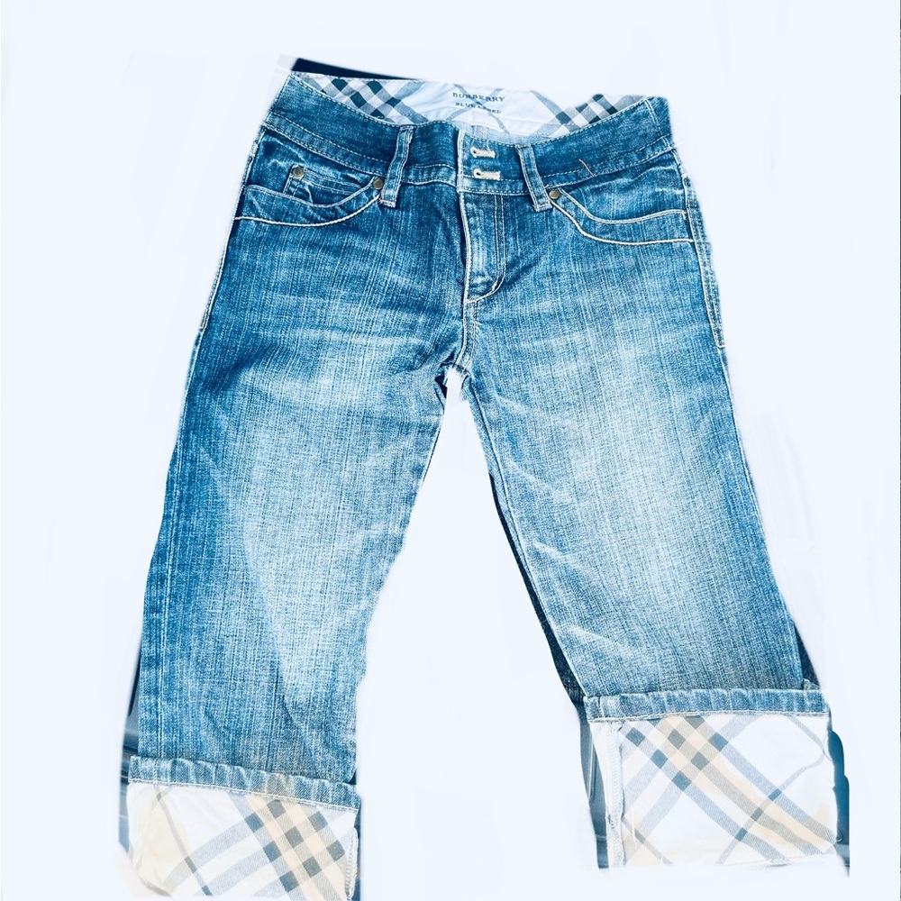 Burberry capris jeans